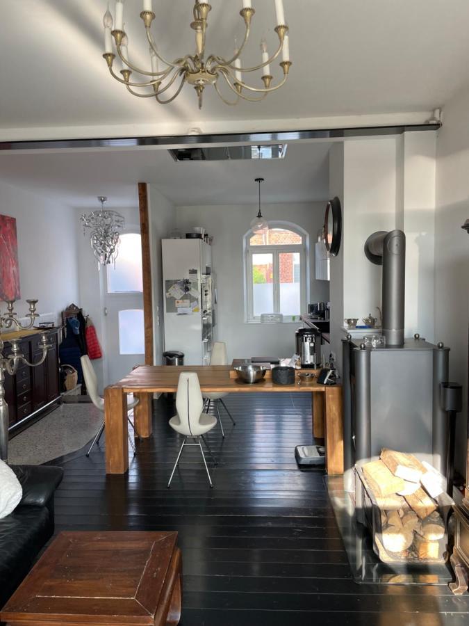 Denkmalgeschuetztes Schmuckstueck Lägenhet Düsseldorf Exteriör bild